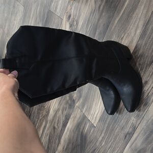 Women's tall boots